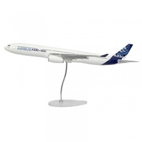 A330-300 RR engine 1:100 scale model